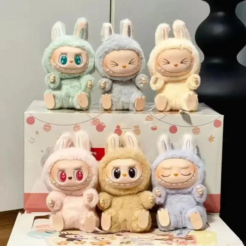 Labubu Monster Seated 17 cm Collection